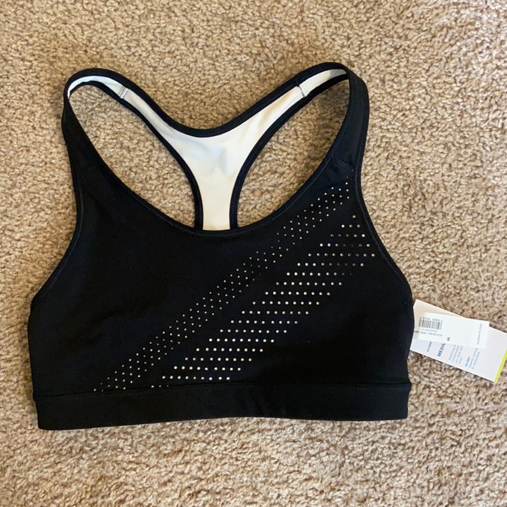 NWT Old Navy Medium Support Sports Bra